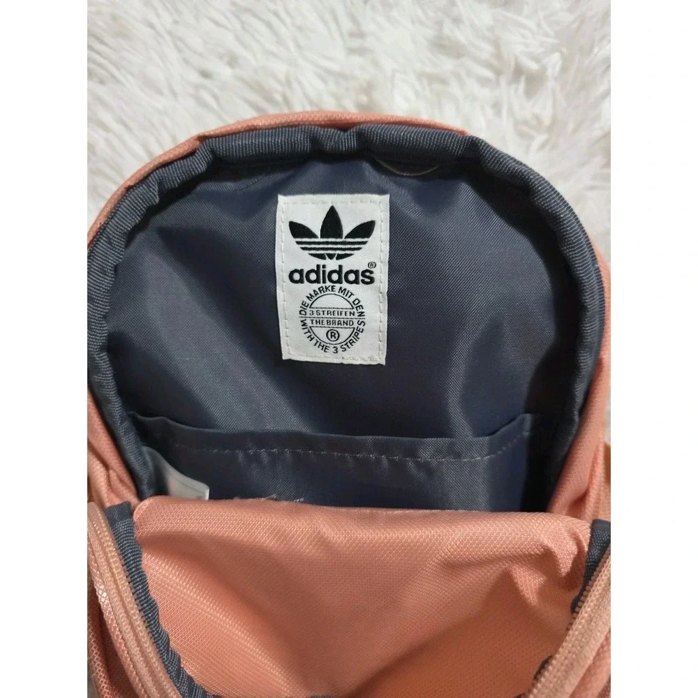 Adidas Small‎ Pink Bookbag, Purse, With Pockets And Key Holder